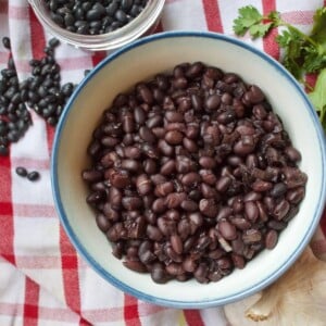 instant pot dried beans made with black beans, garlic, and spices