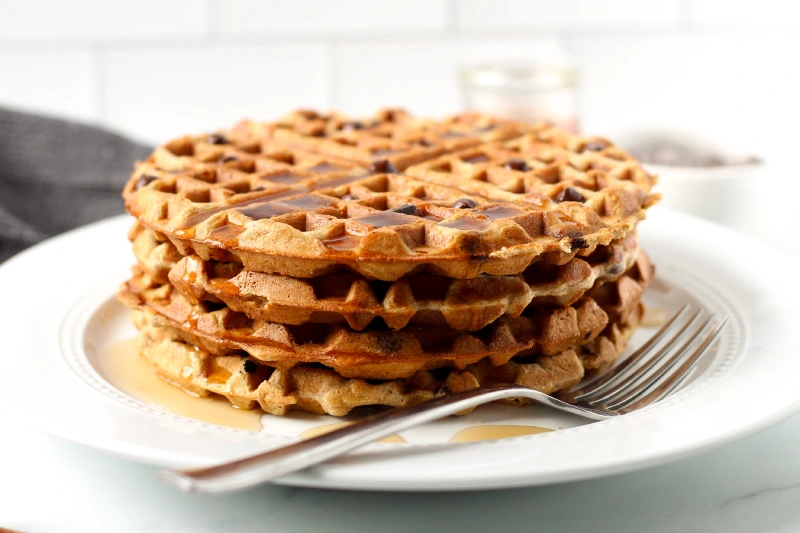 Oat Waffles with Yeast